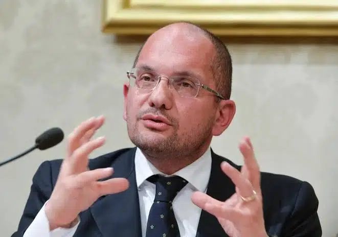 Arcidiocesi di Fermo, oltre 1 milione e 300mila euro in favore di interventi nelle chiese del territorio