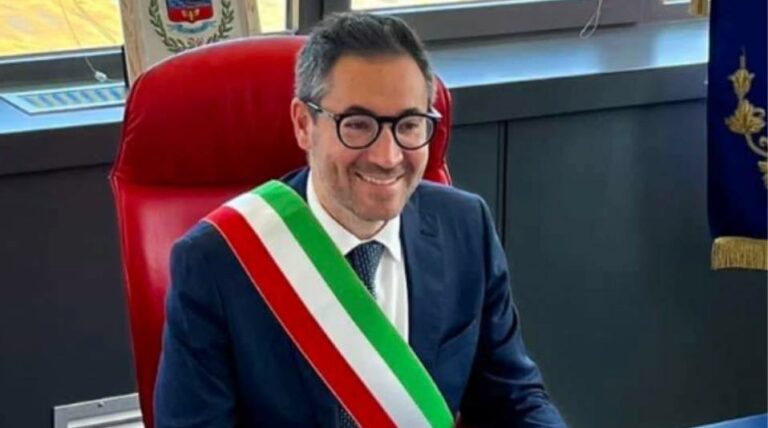 Lavori alla scuola Collodi, rimpalli di responsabilità tra Ciarpella e il Pd