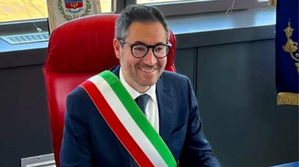 Lavori alla scuola Collodi, rimpalli di responsabilità tra Ciarpella e il Pd