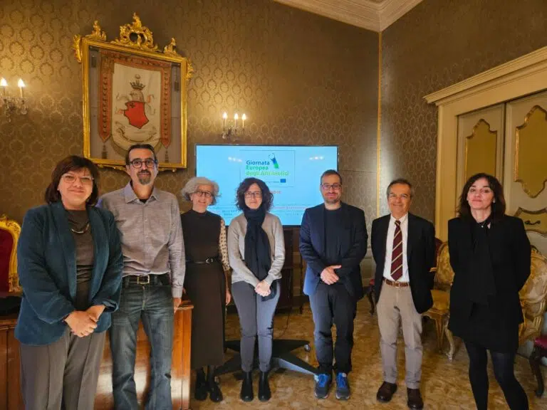 Uso corretto degli antibiotici, l’Ast informa i cittadini con un incontro