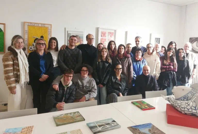 Porto San Giorgio, presentato il ‘Castello dei presepi’: arte presepiale e allestimenti delle scuole cittadine per il Natale