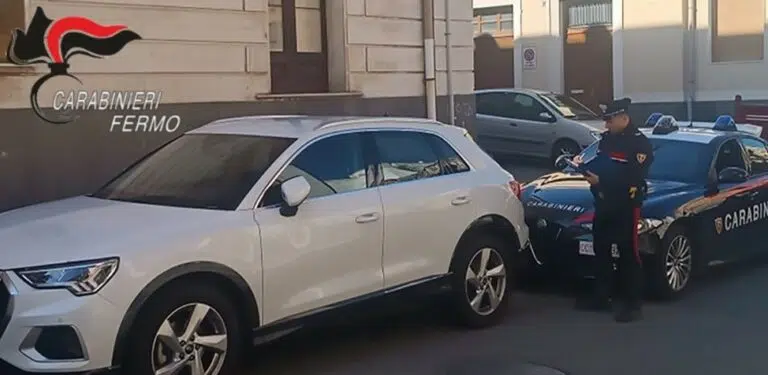 Simula il furto della propria auto: i carabinieri indagano e denunciano un uomo