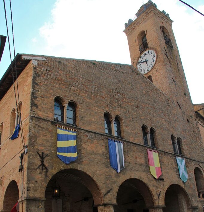 Bilancio di fine anno a Monterubbiano: un 2024 di grandi finanziamenti, nuove opere e focus turismo per il 2025