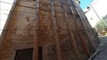 Più fondi per la ricostruzione: aumenta il contributo per il teatro di Montottone di 75mila euro