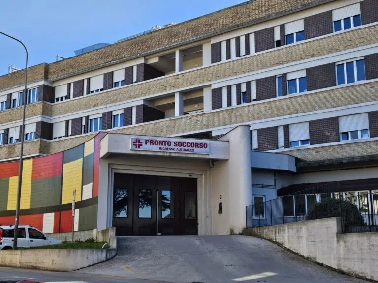 Pronto soccorso Fermo: i tempi d’attesa e i pazienti in coda si vedono online
