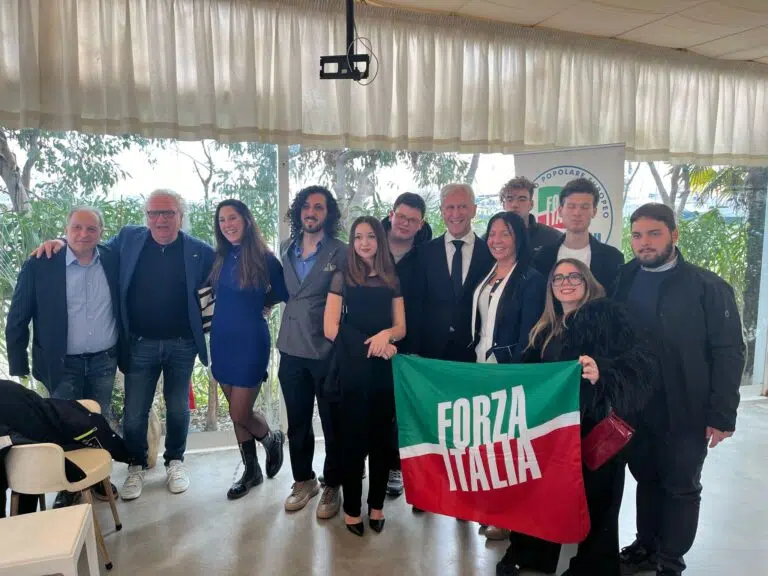 Forza Italia, Elio Tomassoni è il nuovo segretario di Porto San Giorgio. Petrozzi coordinatore giovani