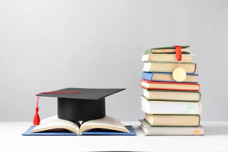 Fermo, borse di studio per gli studenti delle scuole secondarie di secondo grado: al via le domande