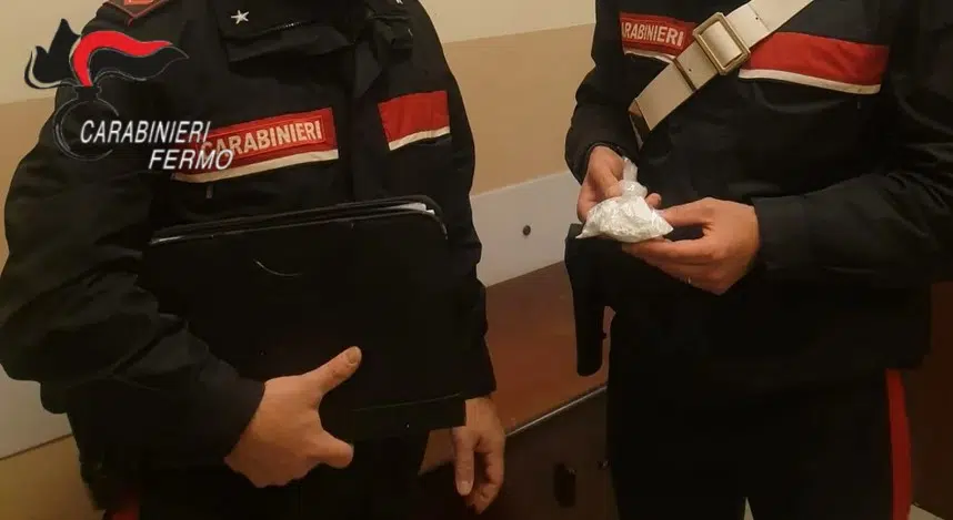 Monte Urano: arrestato pusher albanese con 50 grammi di cocaina e denunciati due nordafricani