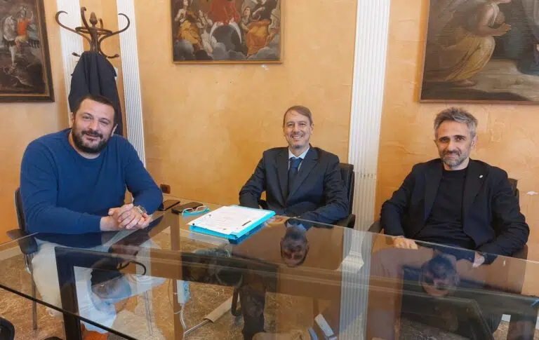Incendio all’autoparco, il comune di Porto S.Giorgio ottiene 850mila euro per i danni subiti