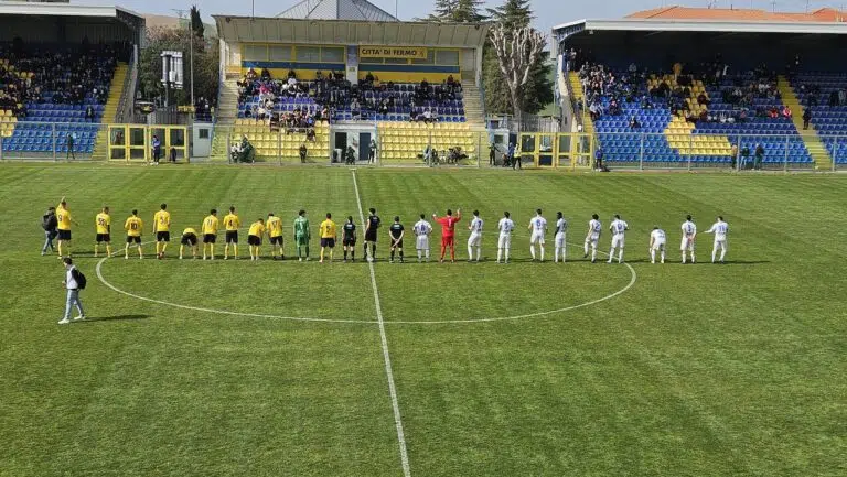 Fermana, ora è notte fonda: perde 1-0 contro Fossombrone e la salvezza si allontana