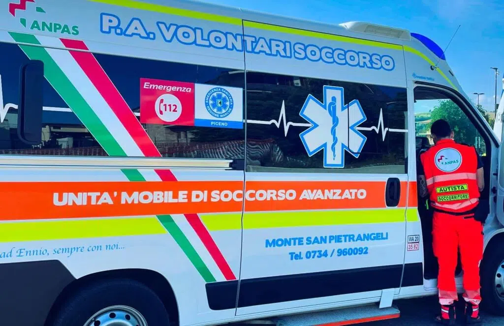 Torre San Patrizio: imprenditore trovato senza vita in una discoteca