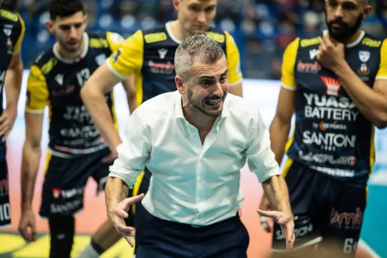 Yuasa, coach Ortenzi: «Bello ritrovare il Palas e il nostro pubblico. Celebriamo insieme in queste gare un’annata fantastica»