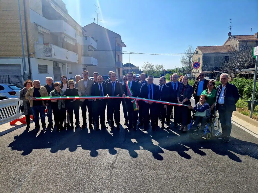 Inaugurata via Martiri delle Foibe a Porto Sant’Elpidio. Ciarpella: «Oggi un giorno che parla di futuro»