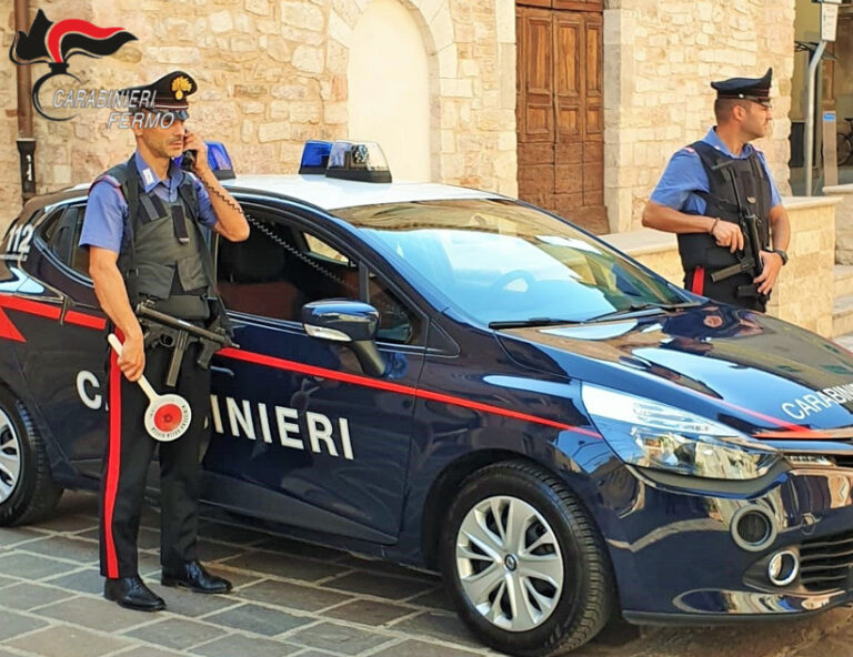 Violano le misure, due arresti nel Fermano