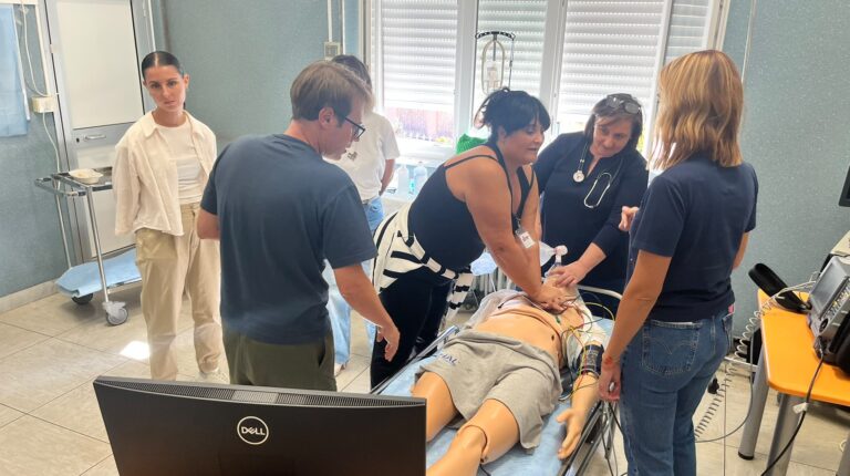 Arresto cardiaco, a Fermo si impara a gestire l&rsquo;emergenza simulando: gi&agrave; formati oltre 60 sanitari
