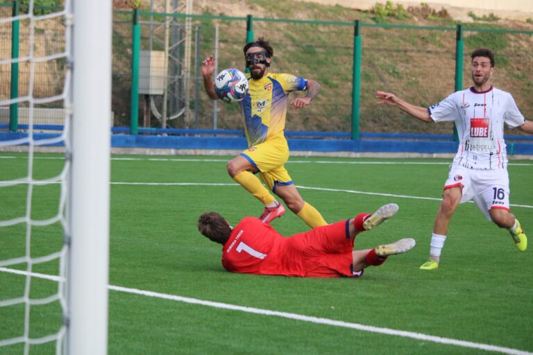 Coppa Italia, la Fermana non molla: Fofi agguanta il pari nel finale contro l’Aurora Treia