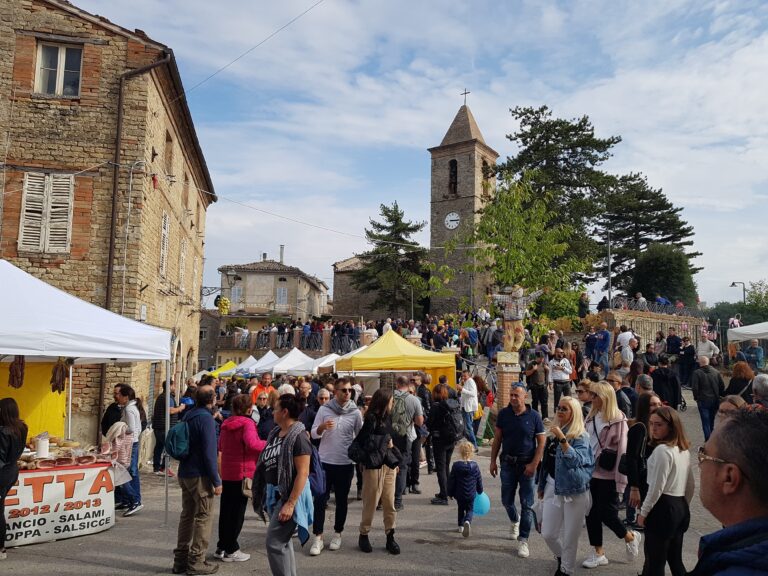 Sapori d&rsquo;Autunno, un viaggio tra gusto, tradizione e spettacoli nel borgo