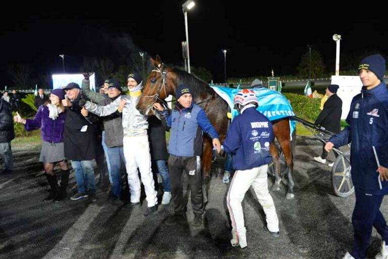 Non solo trotto: al San Paolo parte il conto alla rovescia per il Gran Premio e il Palio dei Comuni