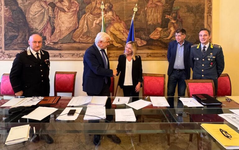 Sicurezza partecipata: sottoscritto in Prefettura il protocollo per il controllo di vicinato nel comune di Altidona